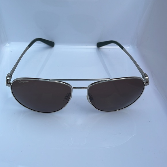 Ferragamo Silver Aviator Gradient Sunglasses Retail $385 - Picture 10 of 11